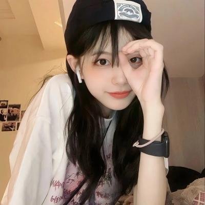 等候董建华发落